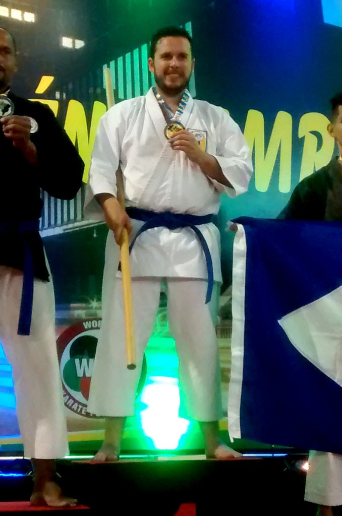 Rafael Ilhescas medalha de ouro em kobudo CBK 2016